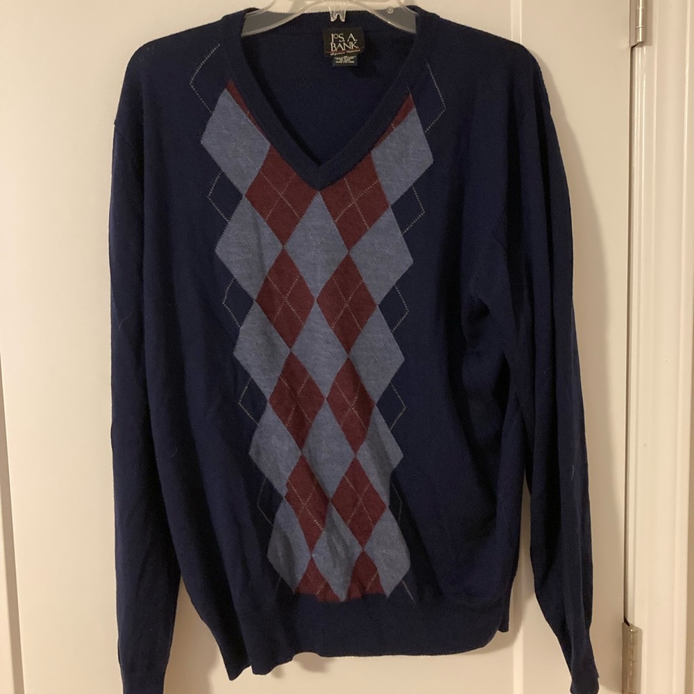 Jos. A. Bank Signature v-neck sweater merino wool navy argyle medium M